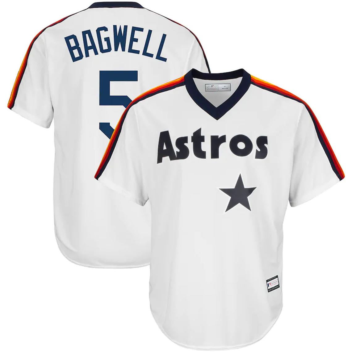 Back view showing Bagwell and number 5